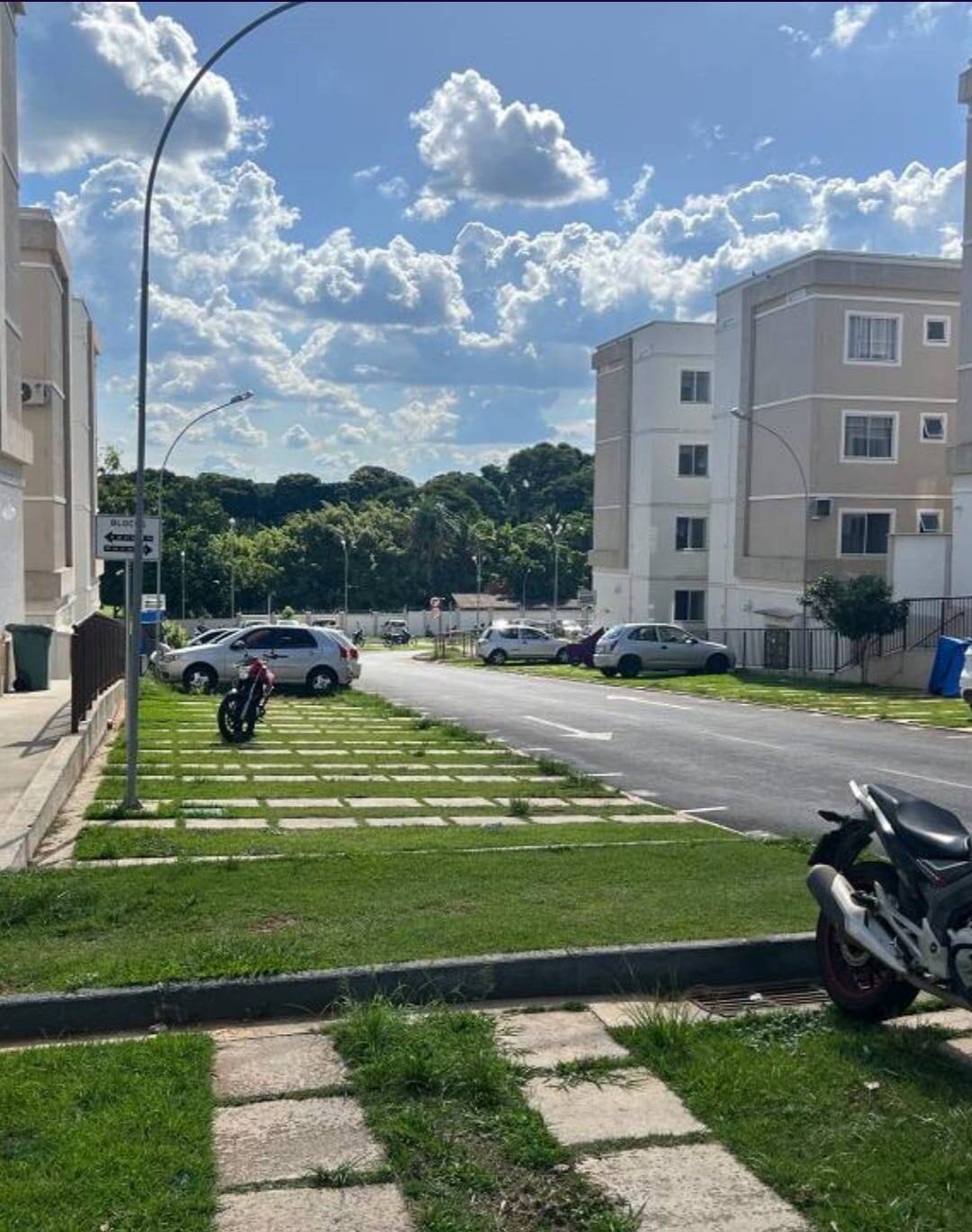 #207 - Apartamento para Venda em Aparecida de Goiânia - GO