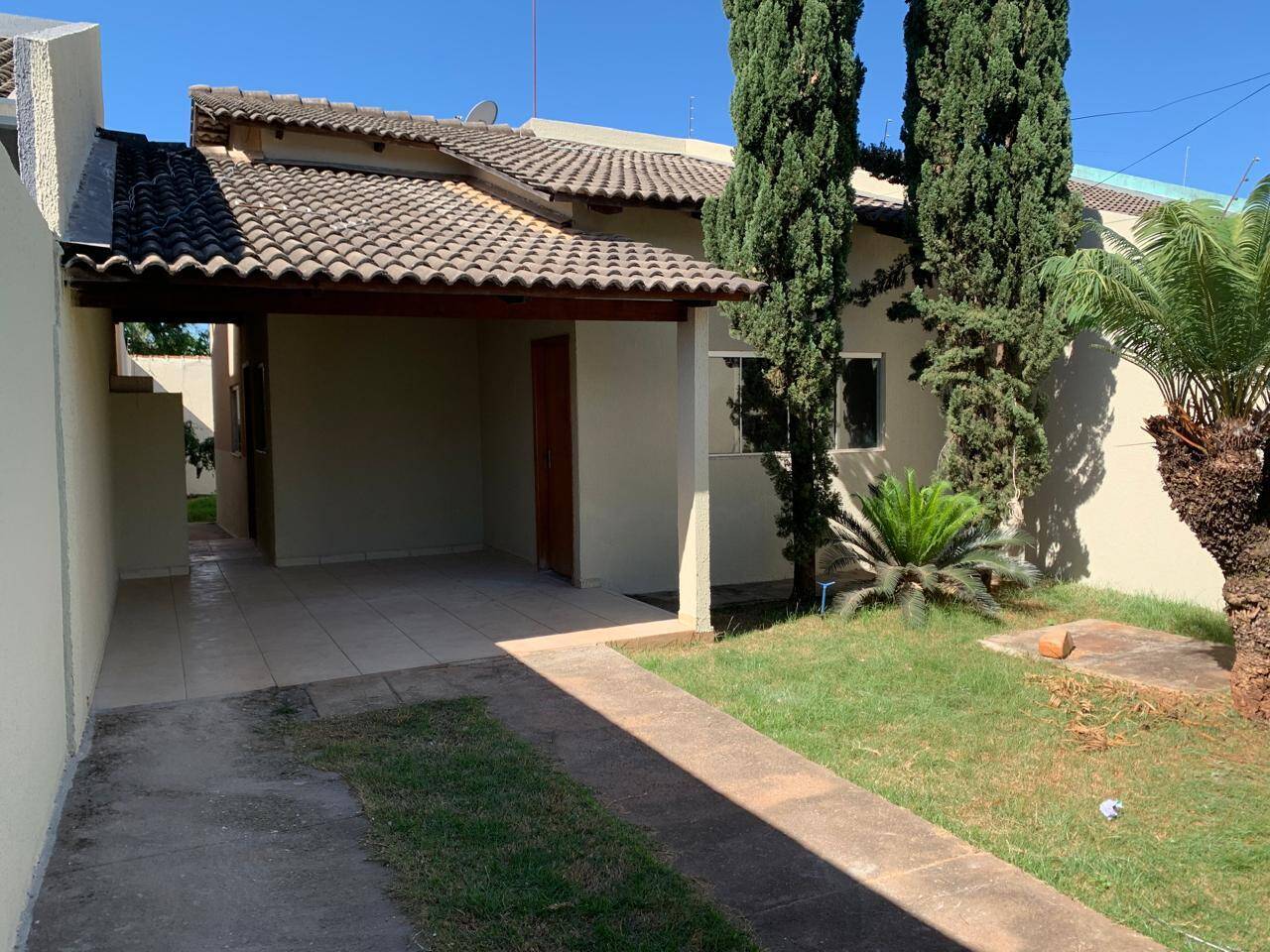 #1170 - Casa para Venda em Aparecida de Goiânia - GO