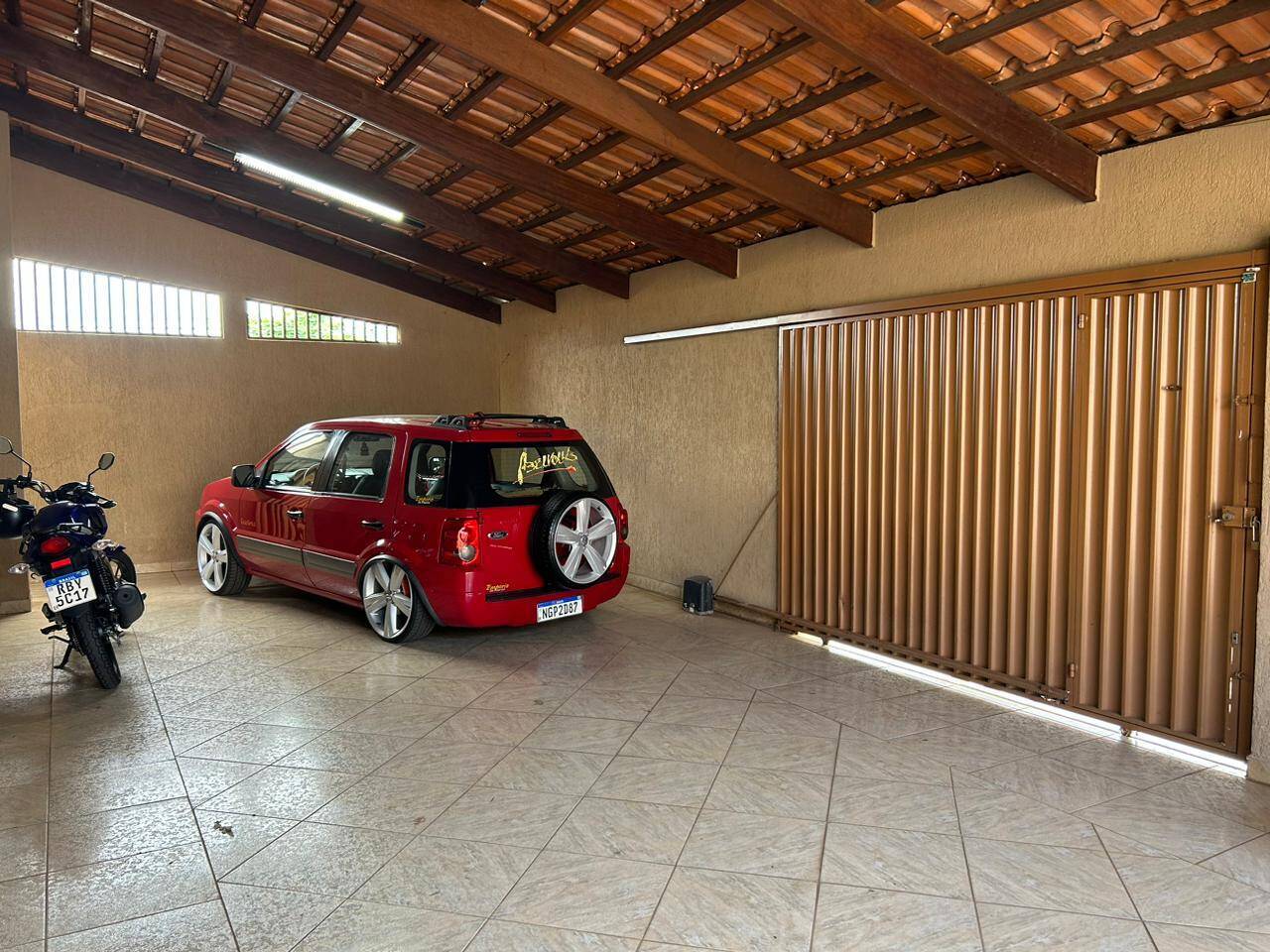 #1241 - Casa para Venda em Goiânia - GO