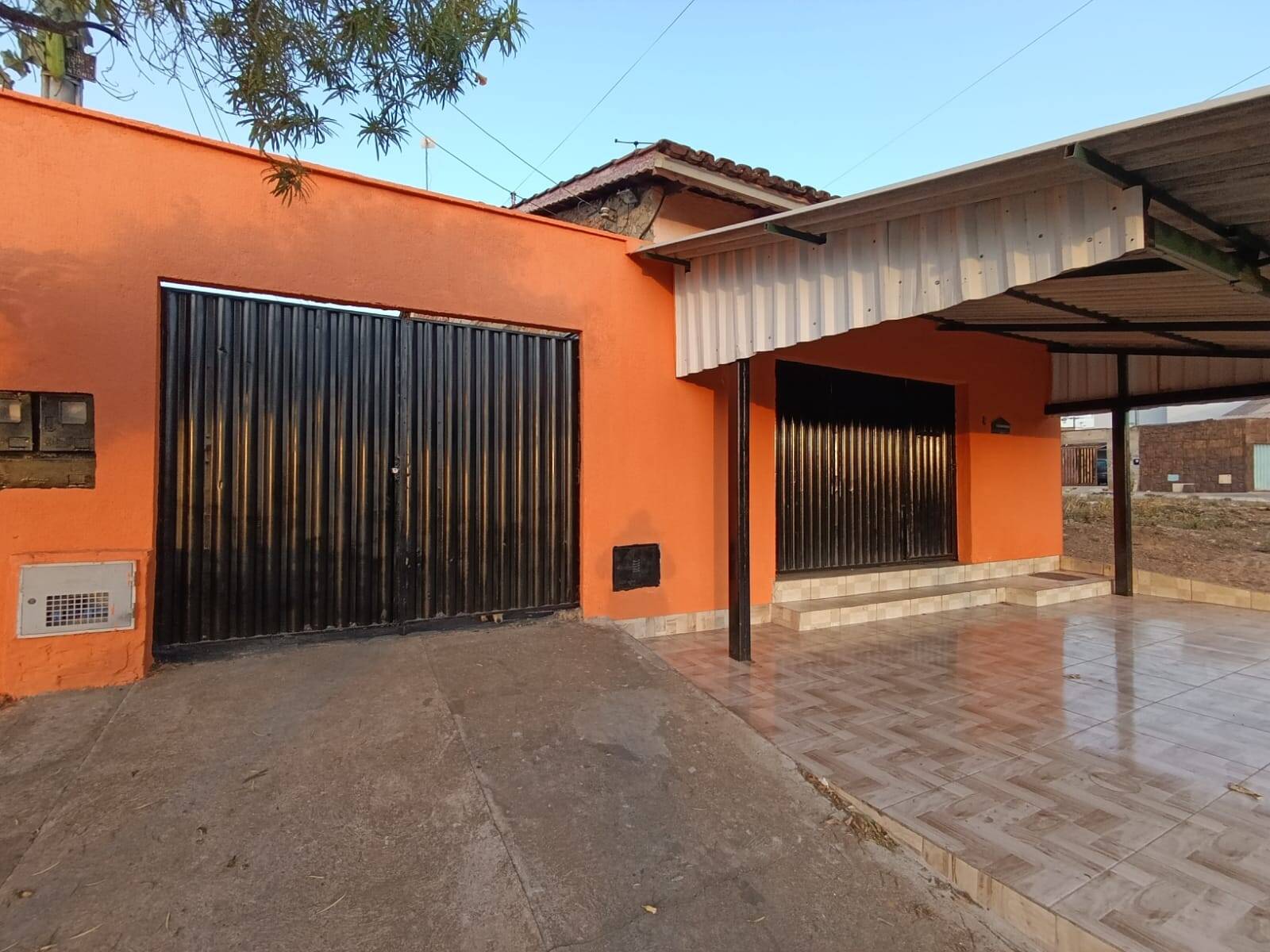 #1336 - Casa para Venda em Aparecida de Goiânia - GO