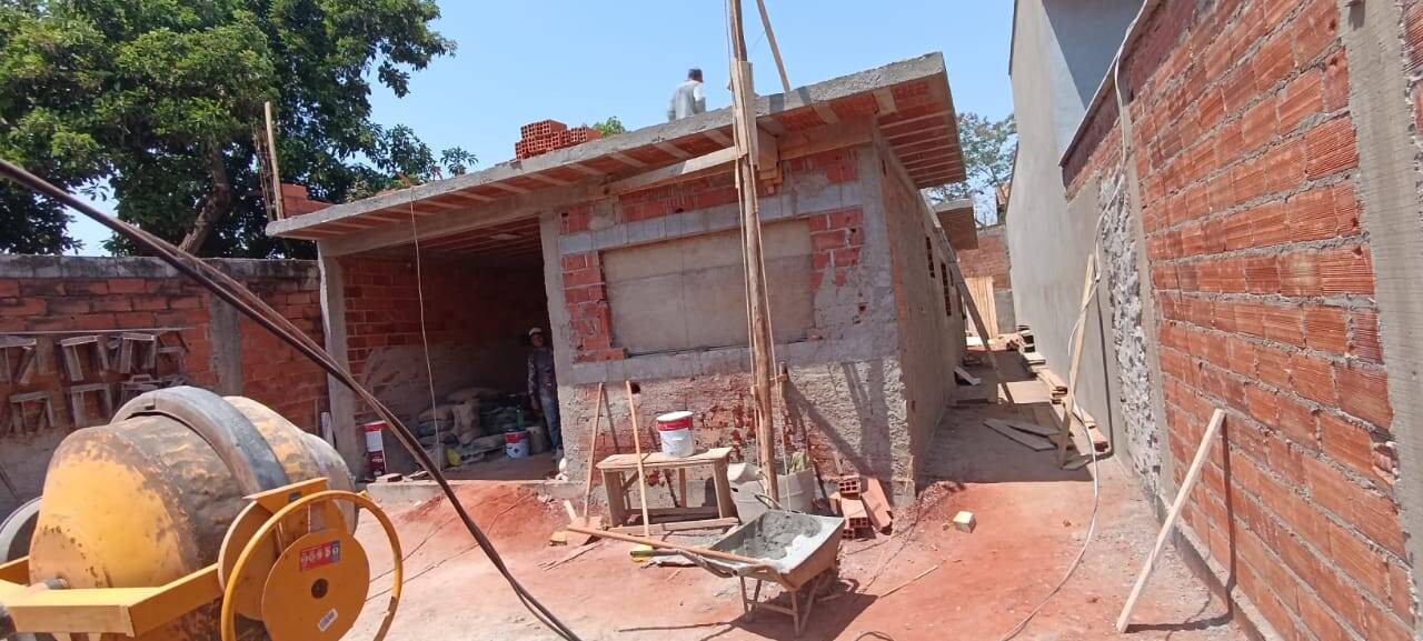 #1390 - Casa para Venda em Aparecida de Goiânia - GO