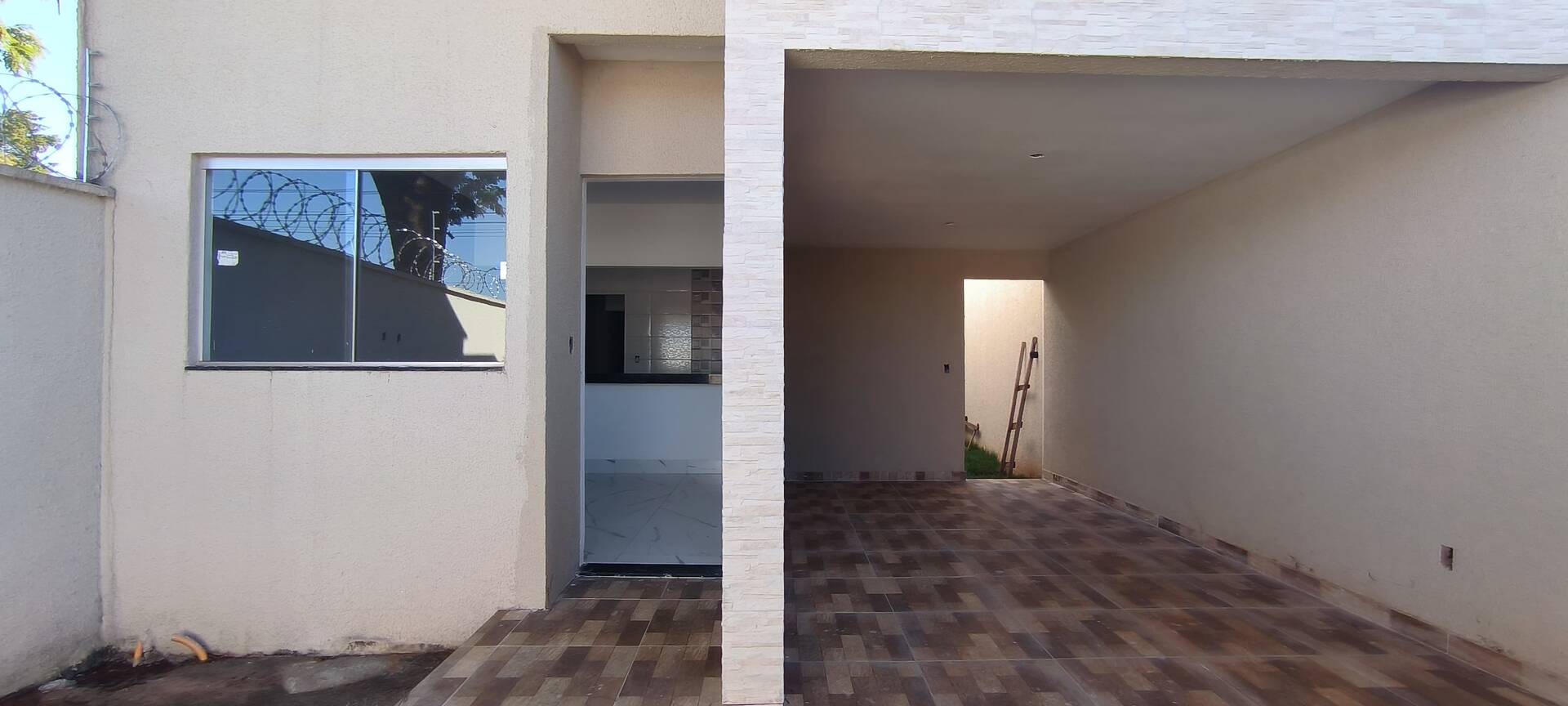 #1392 - Casa para Venda em Aparecida de Goiânia - GO