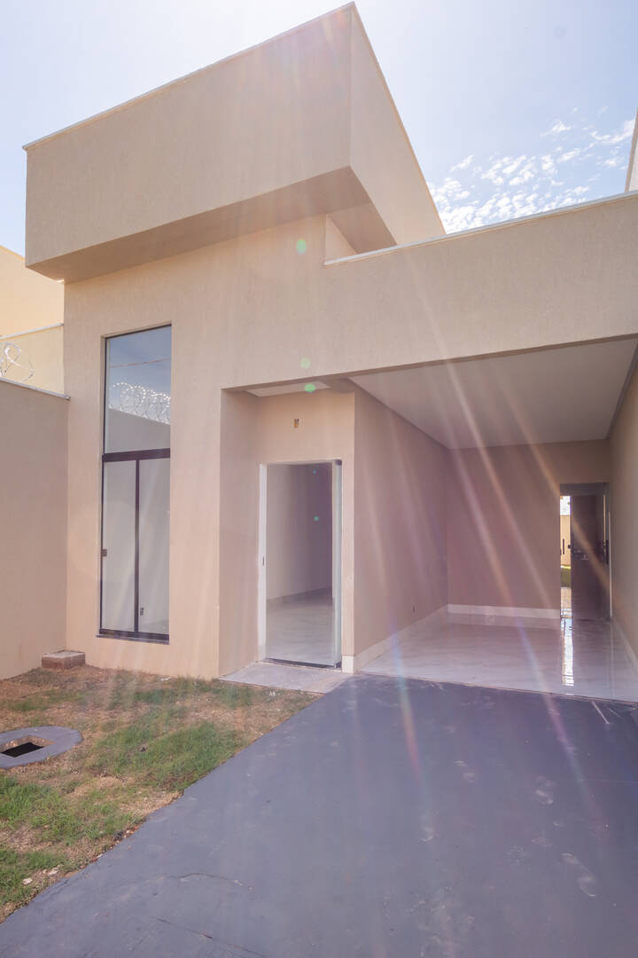 #1862 - Casa para Venda em Aparecida de Goiânia - GO