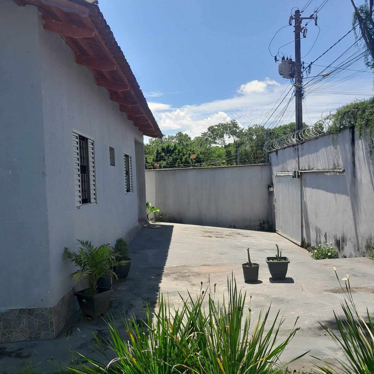 #1952-BI - Casa para Venda em Aparecida de Goiânia - GO