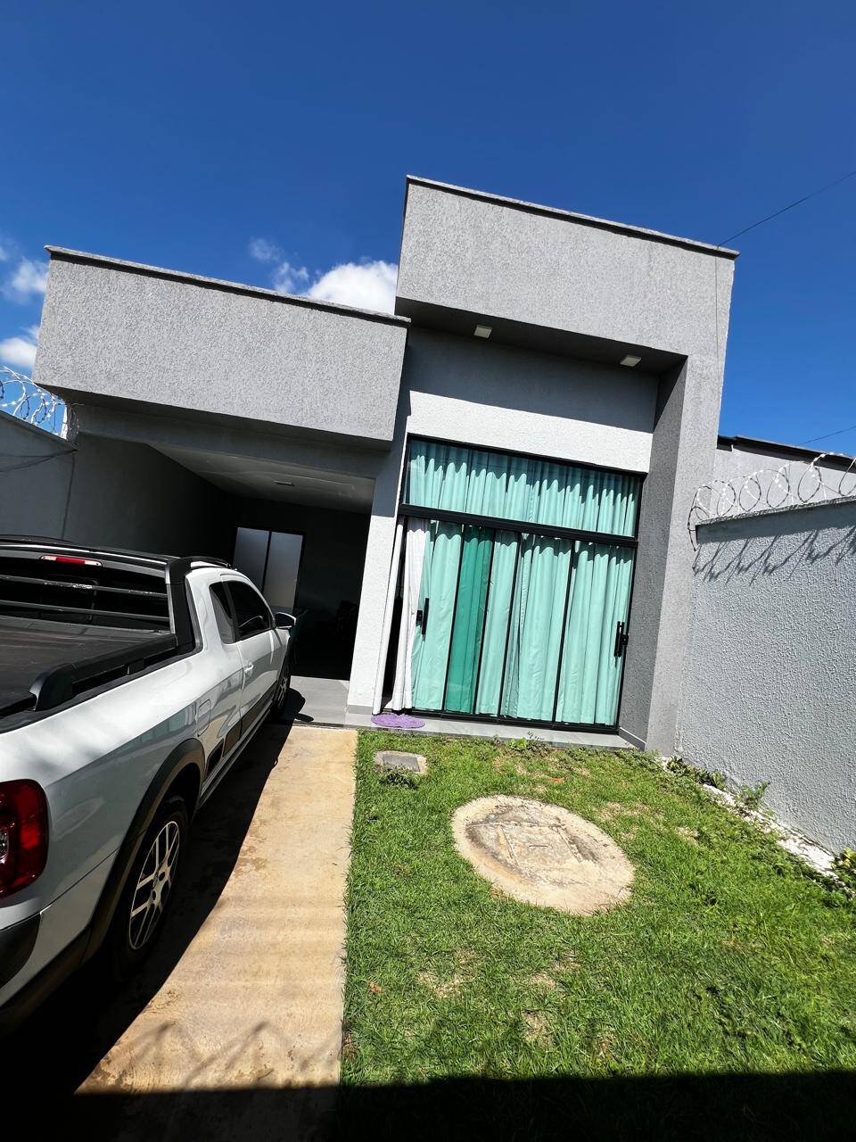 #2024 - Casa para Venda em Aparecida de Goiânia - GO