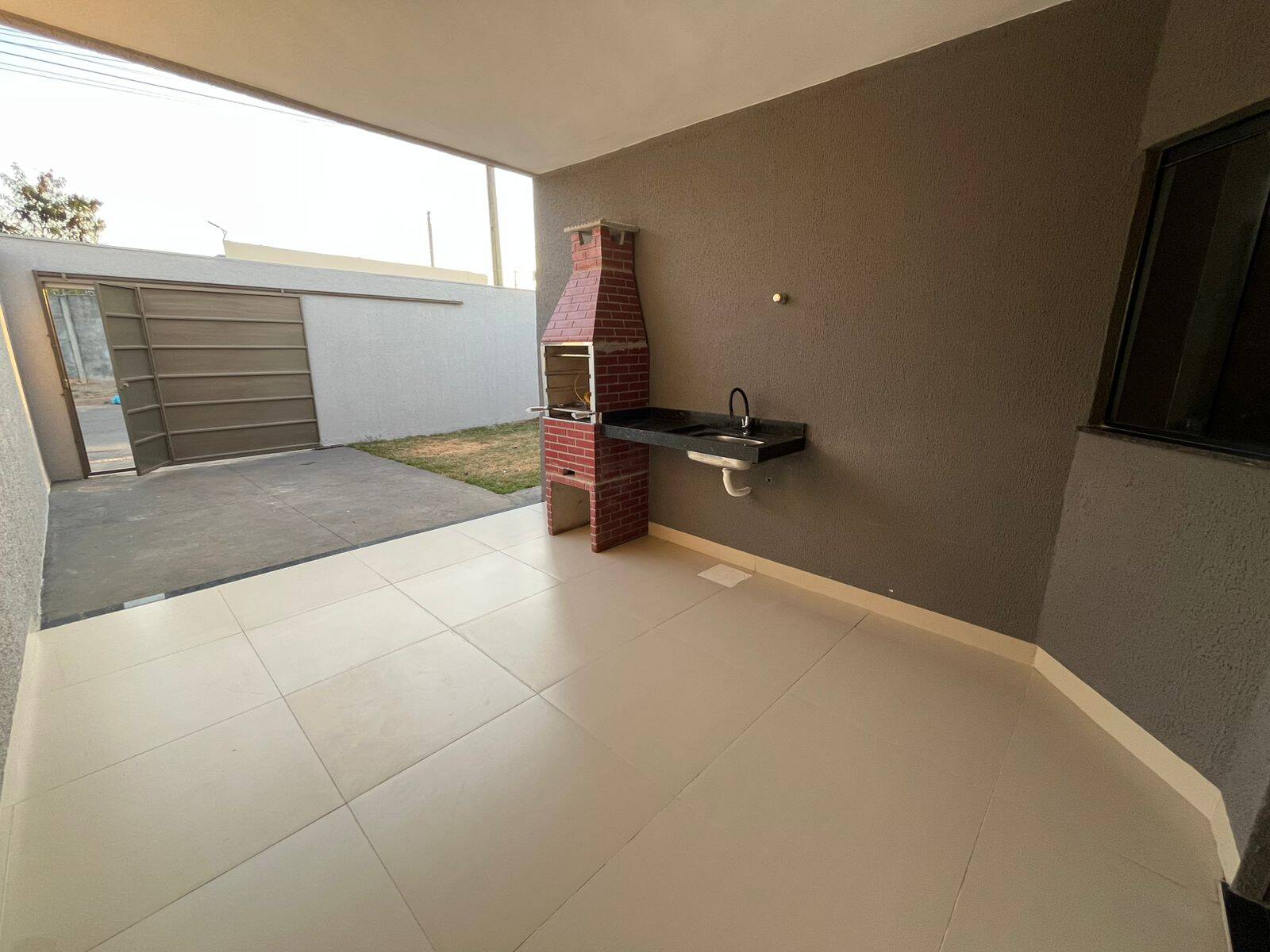 #2251-BI - Casa para Venda em Goiânia - GO