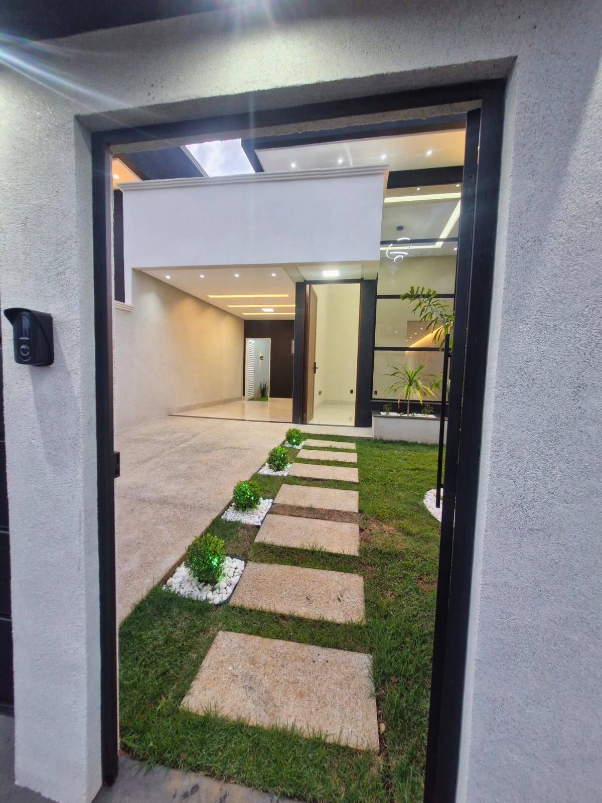 #2552-BI - Casa para Venda em Aparecida de Goiânia - GO