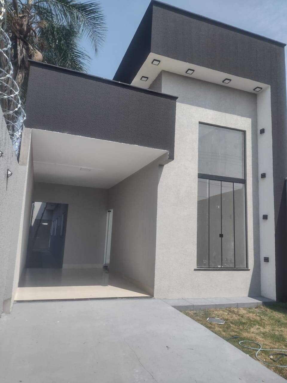 #1471 - Casa para Venda em Aparecida de Goiânia - GO