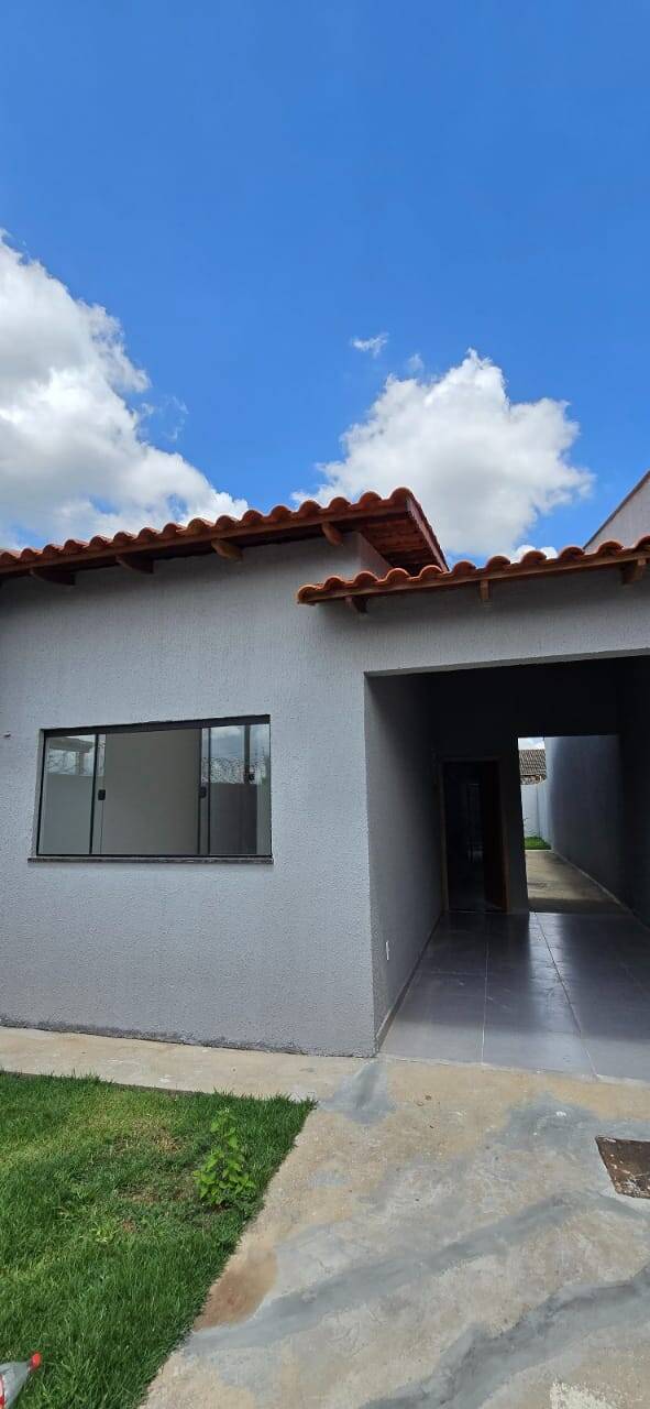 #1989 - Casa para Venda em Aparecida de Goiânia - GO