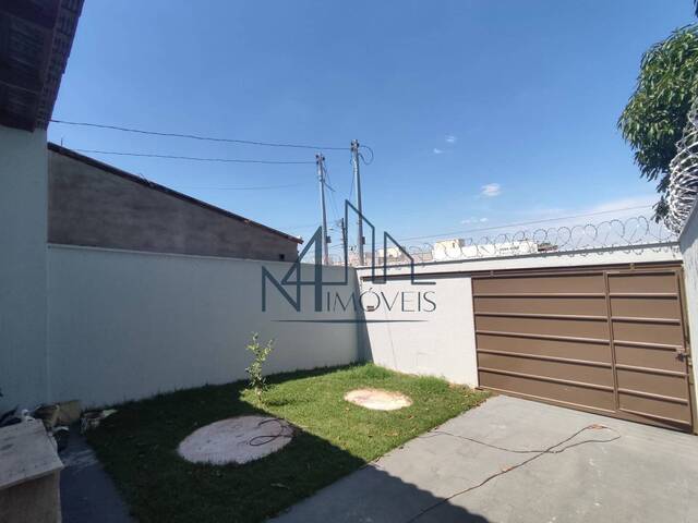 #147 - Casa para Venda em Aparecida de Goiânia - GO
