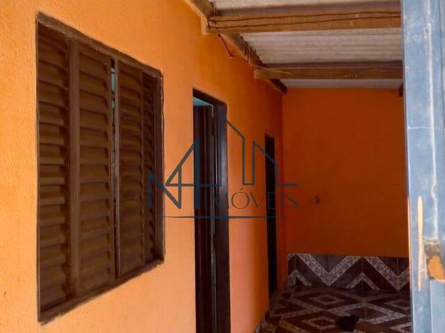 Casa para Venda em Aparecida de Goiânia - 4