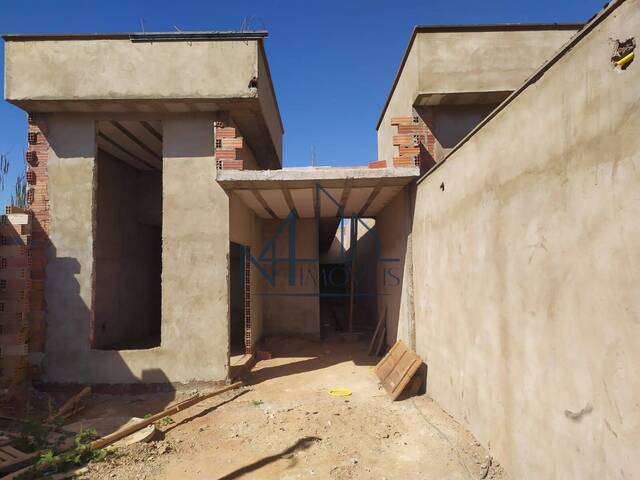 #307 - Casa para Venda em Aparecida de Goiânia - GO