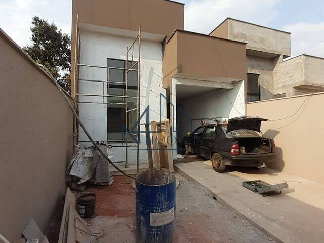 #295 - Casa para Venda em Aparecida de Goiânia - GO