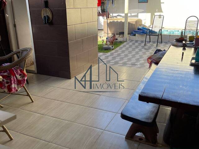 #437 - Casa para Venda em Aparecida de Goiânia - GO