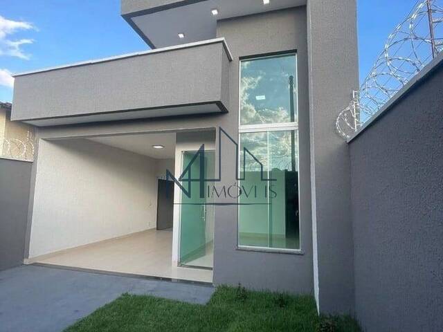 #481 - Casa para Venda em Aparecida de Goiânia - GO