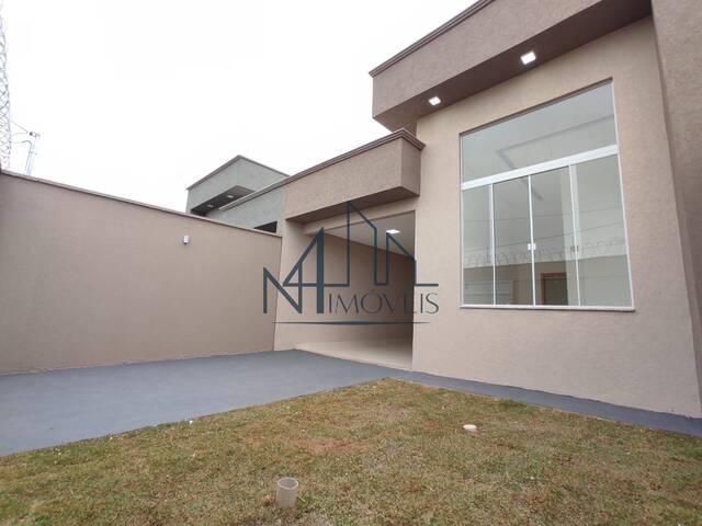 #737 - Casa para Venda em Aparecida de Goiânia - GO