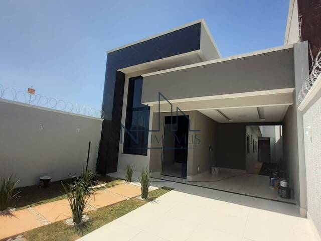 Casa para Venda em Aparecida de Goiânia - 2