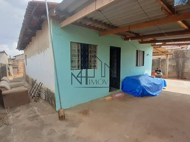#767 - Casa para Venda em Aparecida de Goiânia - GO