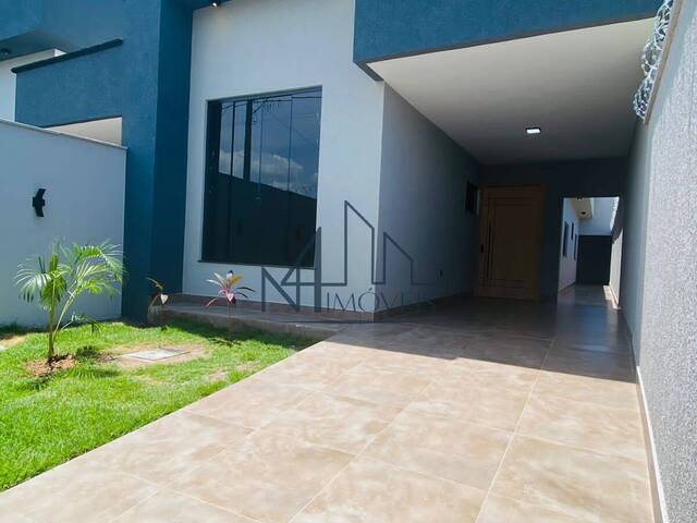#890 - Casa para Venda em Goiânia - GO