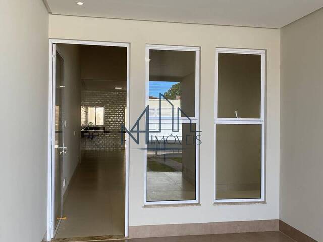 #906 - Casa para Venda em Goiânia - GO