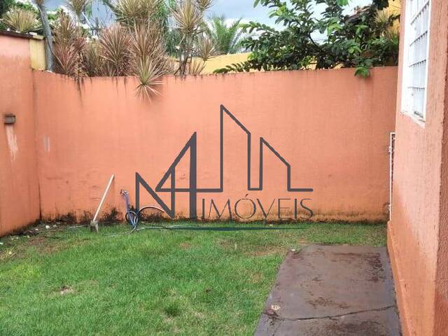 #914 - Casa para Venda em Aparecida de Goiânia - GO