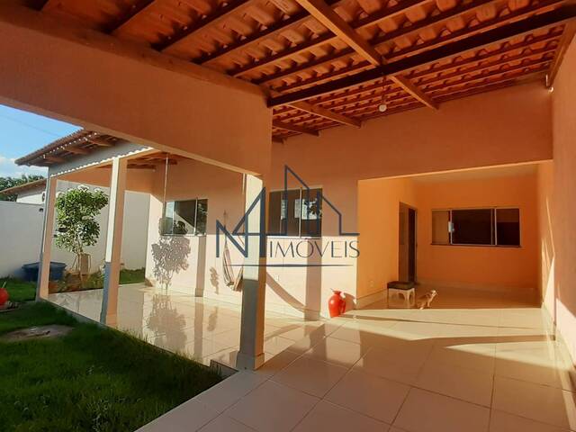 #954 - Casa para Venda em Aparecida de Goiânia - GO