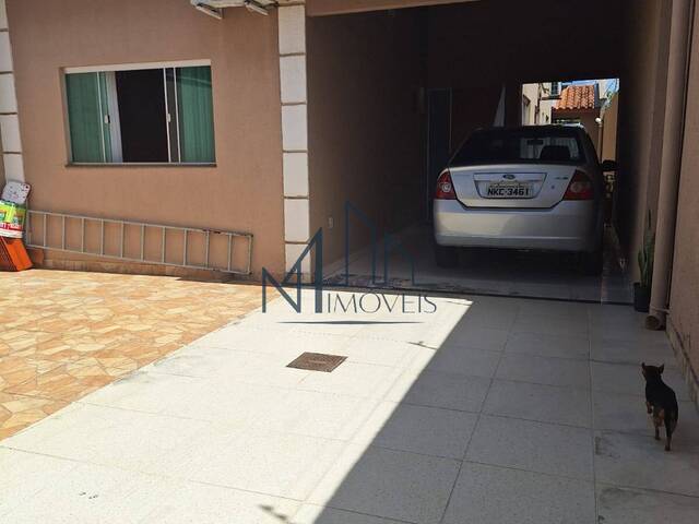 #968 - Casa para Venda em Aparecida de Goiânia - GO