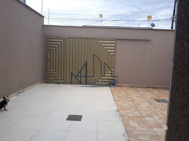 #968 - Casa para Venda em Aparecida de Goiânia - GO