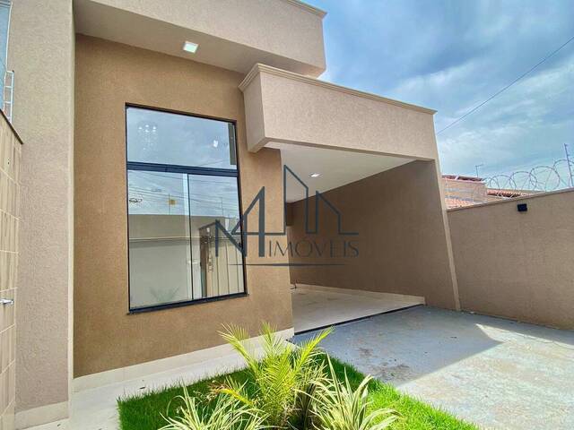 #1027 - Casa para Venda em Aparecida de Goiânia - GO