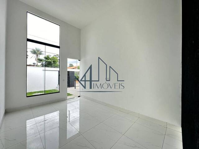 #1039 - Casa para Venda em Aparecida de Goiânia - GO