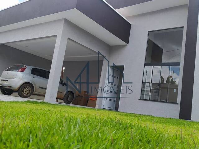 #1101 - Casa para Venda em Aparecida de Goiânia - GO