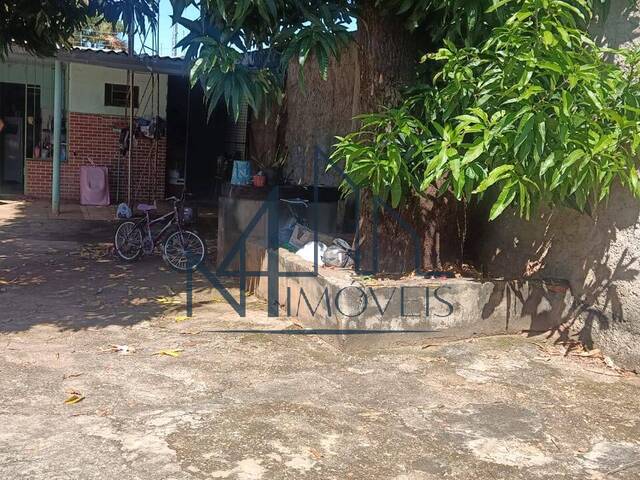 #1123 - Casa para Venda em Aparecida de Goiânia - GO