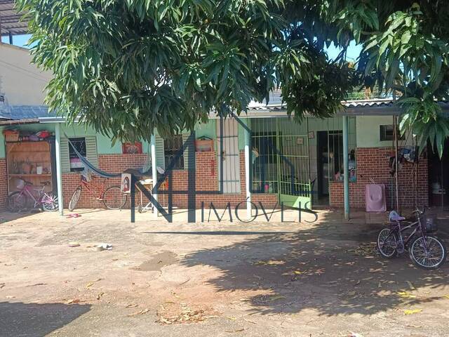 #1123 - Casa para Venda em Aparecida de Goiânia - GO