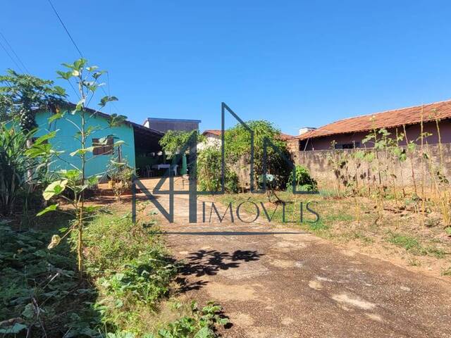 #1146 - Casa para Venda em Aparecida de Goiânia - GO