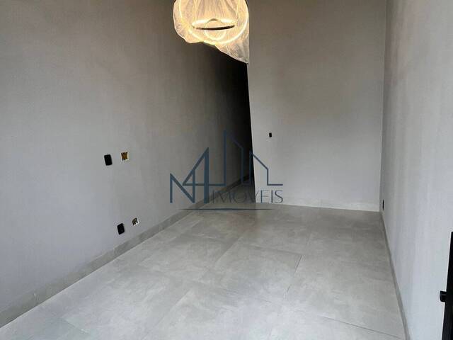 #1154 - Casa para Venda em Aparecida de Goiânia - GO