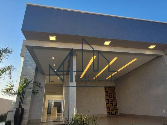 #1160 - Casa para Venda em Aparecida de Goiânia - GO
