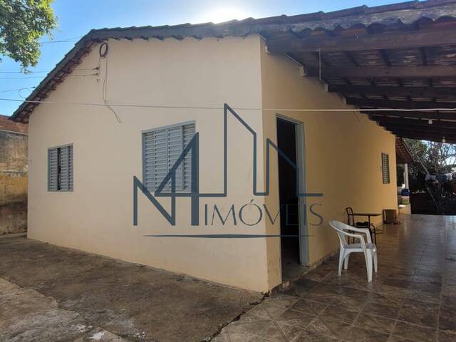 #1161 - Casa para Venda em Aparecida de Goiânia - GO