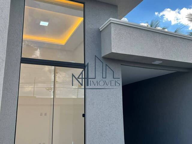 #1210 - Casa para Venda em Aparecida de Goiânia - GO