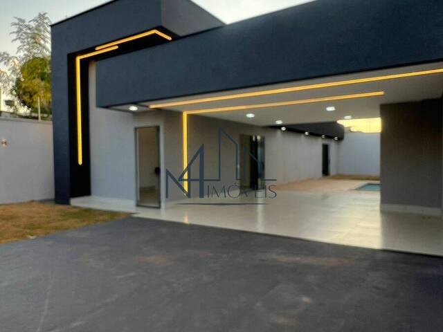 #1312 - Casa para Venda em Aparecida de Goiânia - GO