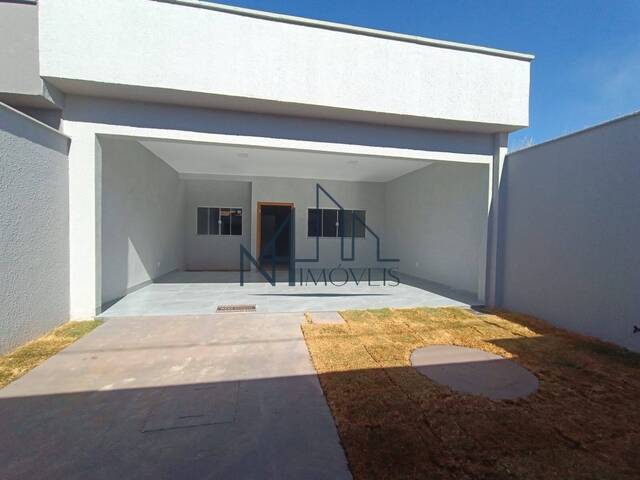 #1320 - Casa para Venda em Aparecida de Goiânia - GO