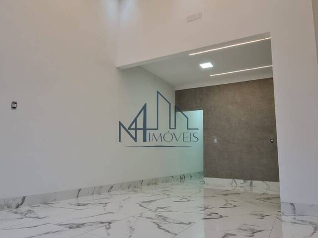 #1321 - Casa para Venda em Aparecida de Goiânia - GO