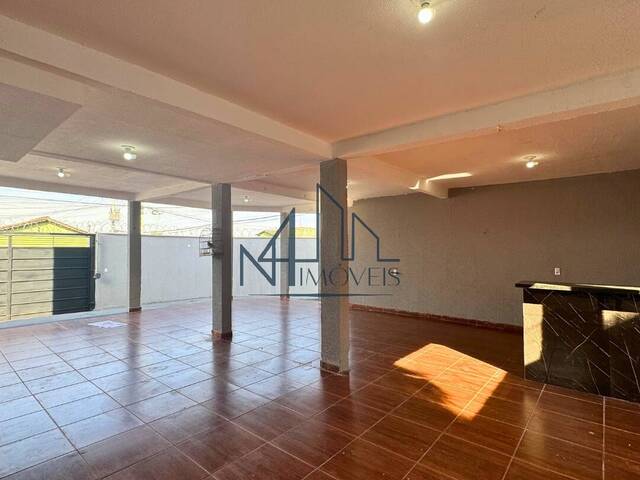 #1326 - Casa para Venda em Aparecida de Goiânia - GO