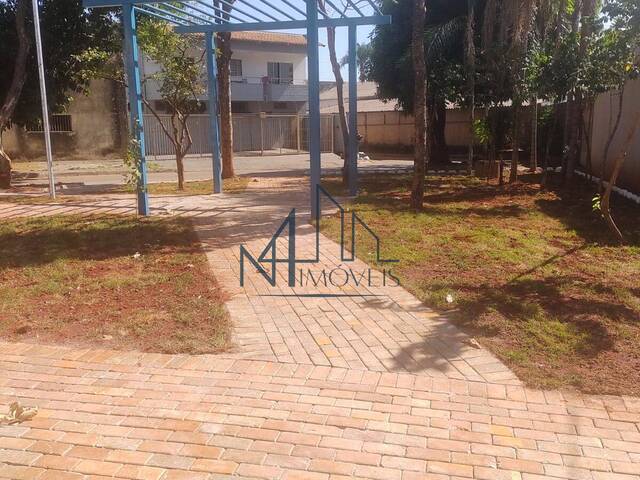 #1330 - Casa para Venda em Goiânia - GO