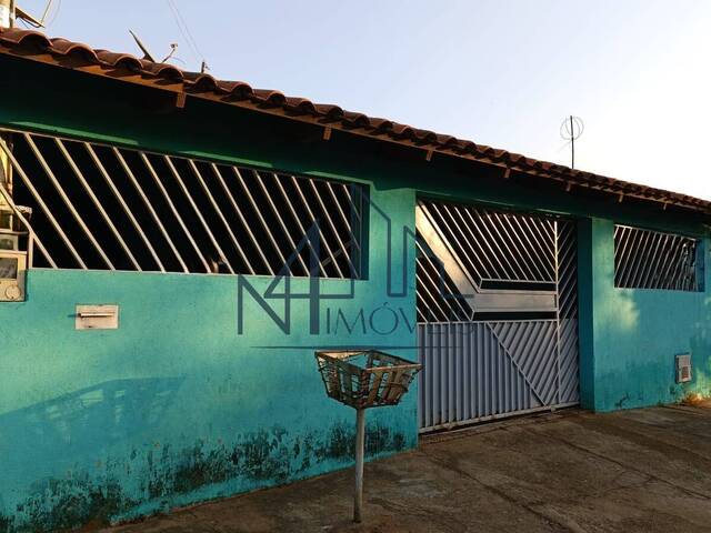 #1335 - Casa para Venda em Aparecida de Goiânia - GO
