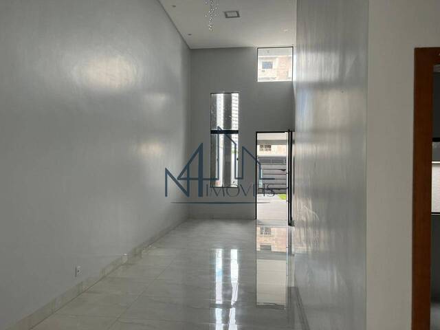 #1351 - Casa para Venda em Goiânia - GO