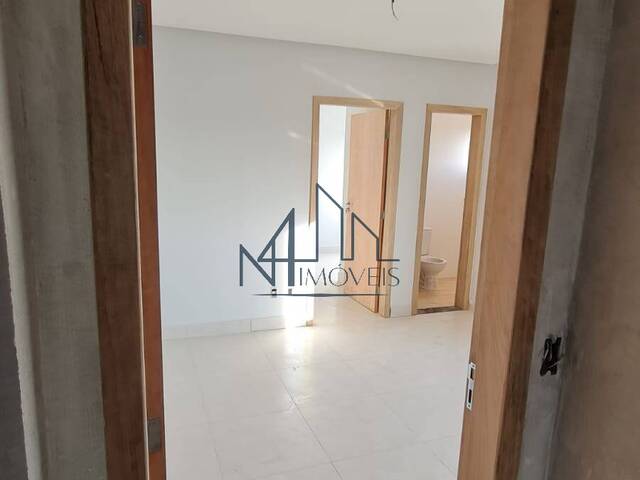 #1382 - Apartamento para Venda em Aparecida de Goiânia - GO