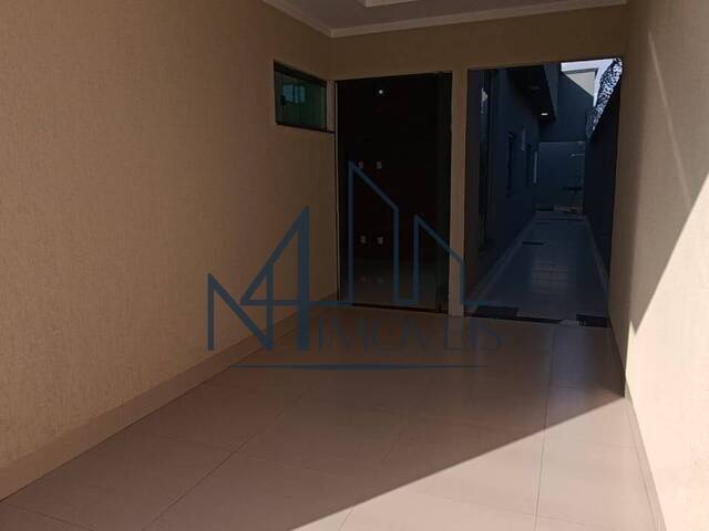 #1385 - Casa para Venda em Aparecida de Goiânia - GO