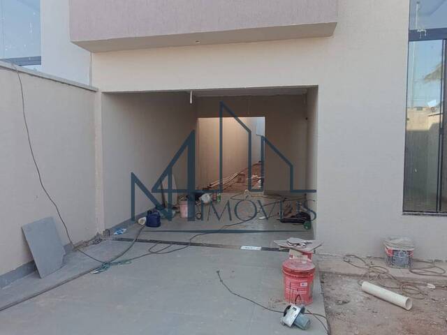 #1388 - Casa para Venda em Aparecida de Goiânia - GO