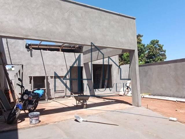 #1391 - Casa para Venda em Aparecida de Goiânia - GO