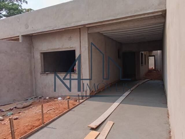 #1426 - Casa para Venda em Aparecida de Goiânia - GO